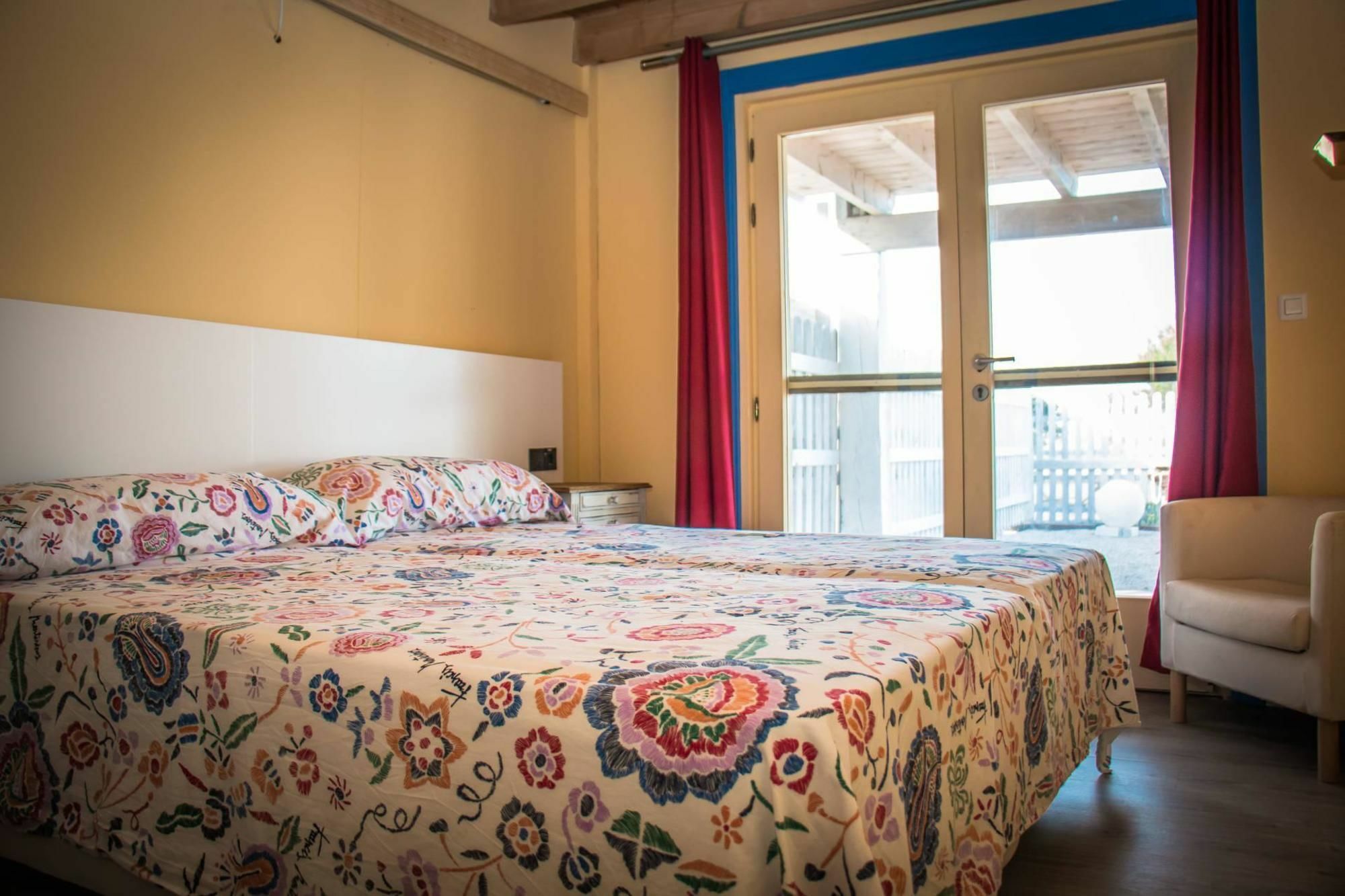 Aparthotel Oliwood Beach Oliva Exteriér fotografie
